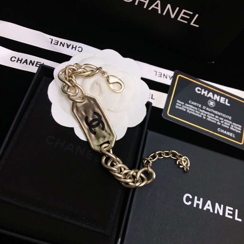 Ch**el necklaces